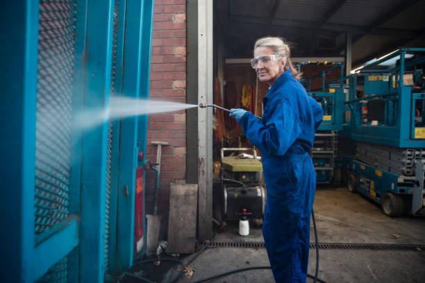 Best Spring Cleaning  in Greenfield, MN